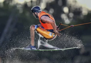 WAKEBOARD